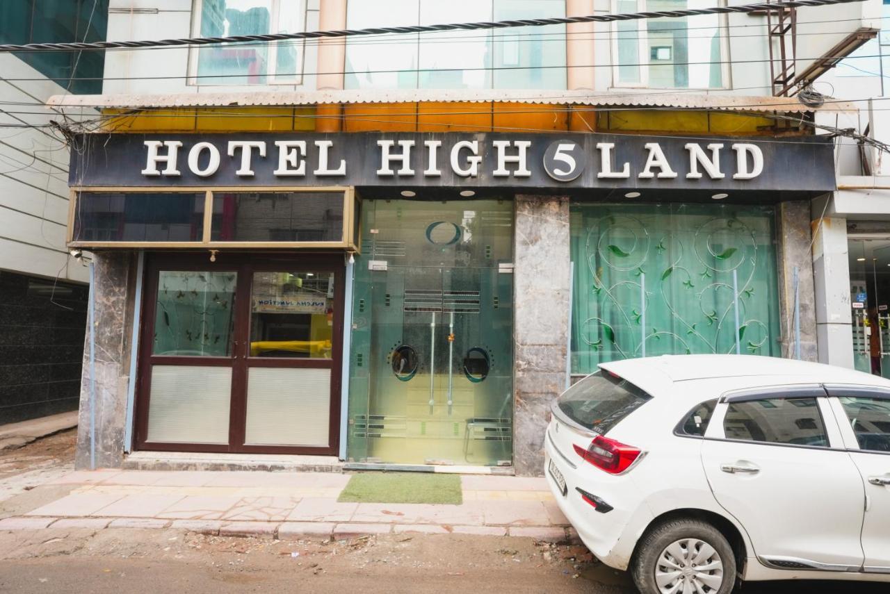 Hotel High 5 Land Delhi Kültér fotó