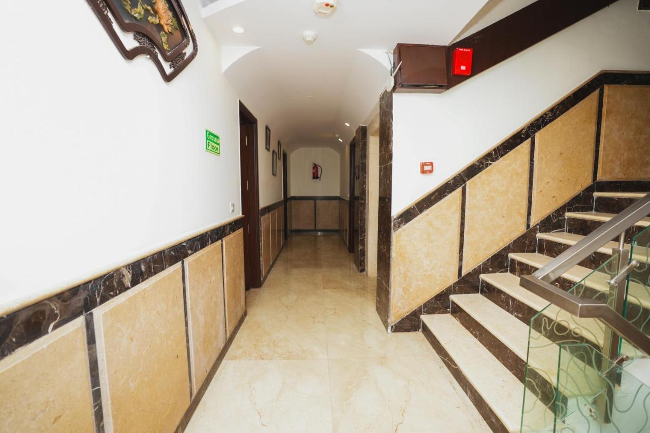 Hotel High 5 Land Delhi Kültér fotó